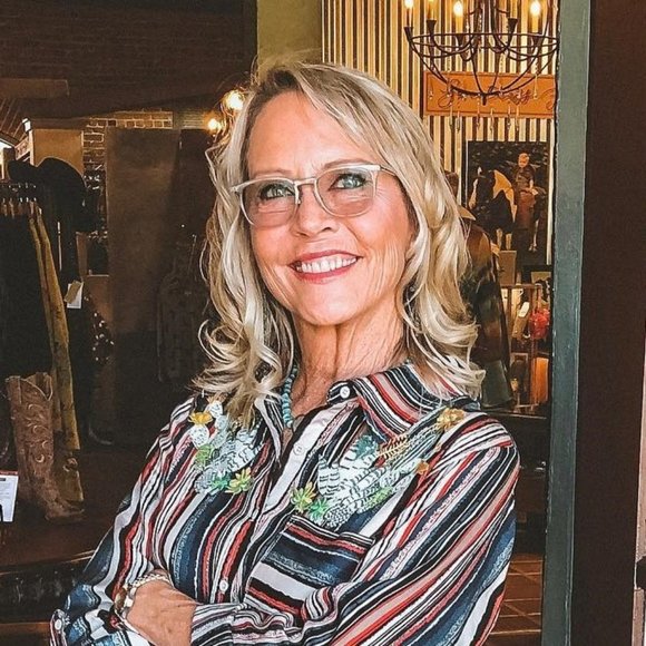 Meet the Posher - Picture 1 of 1